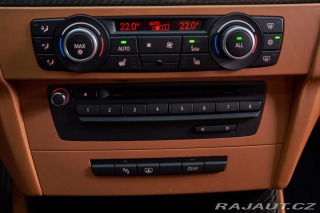 BMW M3  2010