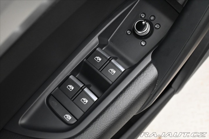 Audi Q5 2,0 50TFSIe 195kW 4x4 S-T 2023