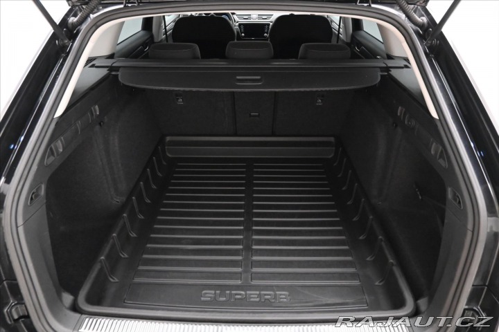 Škoda Superb 2,0 TDI 110kW DSG Style Z 2023