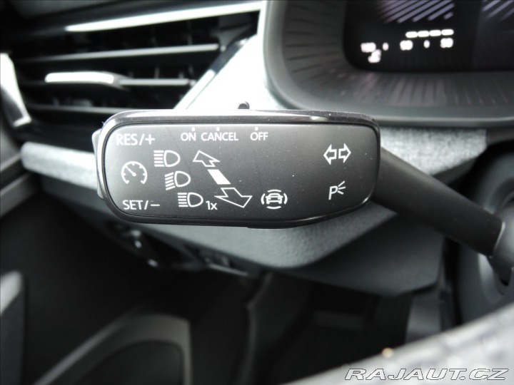 Škoda Kamiq 1,0 TSi Selects 130 Let Š 2025