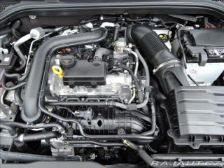 Škoda Kamiq 1,0 TSi Selects 130 Let Š 2024
