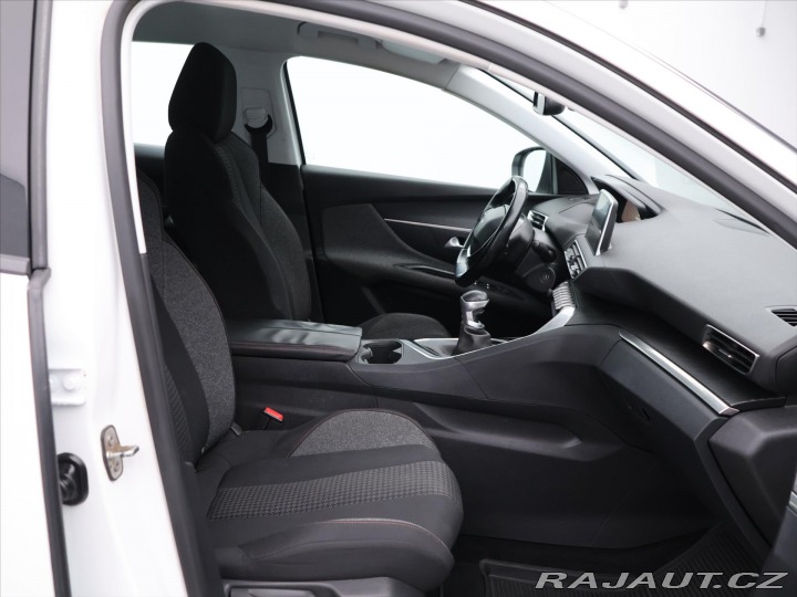 Peugeot 3008 1.2 PureTech 96kW CZ DPH 2018