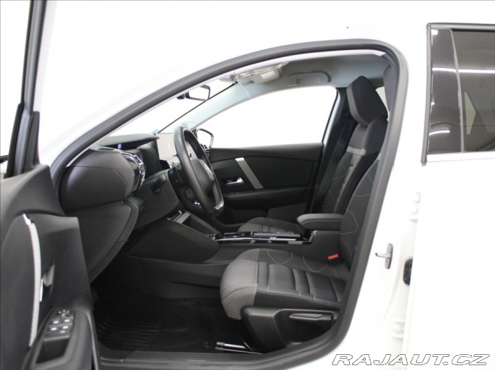 Citroën C4 1,2 PT 96kW AT Shine Výpr 2024
