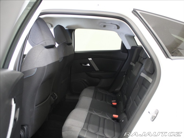 Citroën C4 1,2 PT 96kW AT Shine Výpr 2024