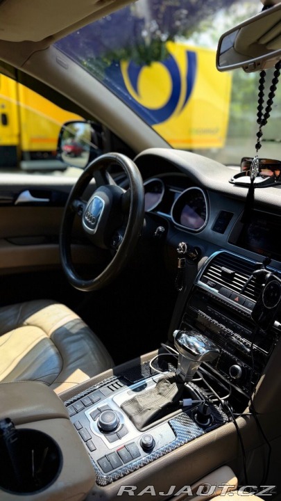 Audi Q7 3,0 quattro, 7 míst, au 2006