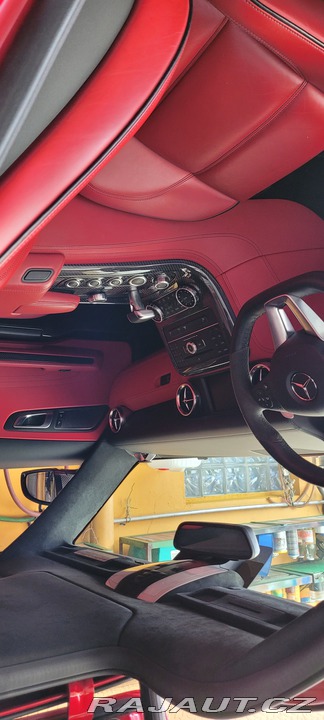 Mercedes-Benz SLS AMG 2011