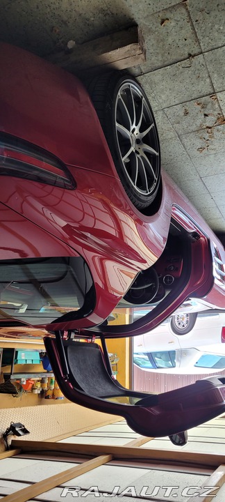 Mercedes-Benz SLS AMG 2011
