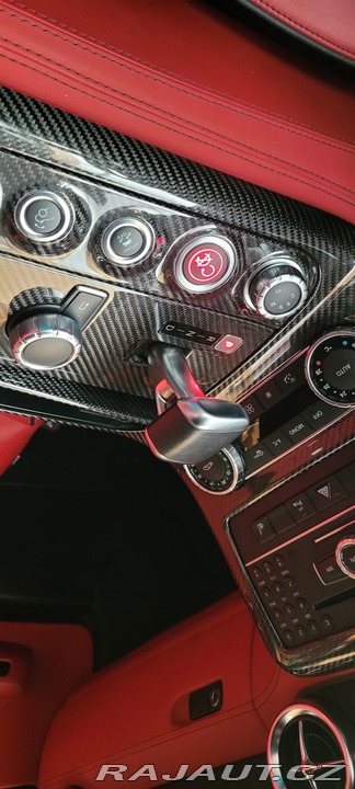 Mercedes-Benz SLS AMG 2011