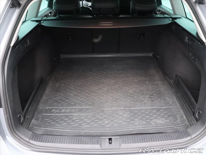 Volkswagen Passat 2,0 TDI 110kW Elegance DS 2021