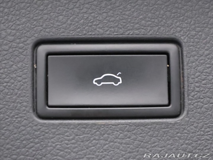 Volkswagen Passat 2,0 TDI 110kW Elegance DS 2021