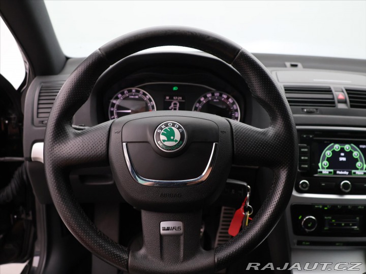 Škoda Octavia 2,0 TDI RS 125kW Xenon Na 2011