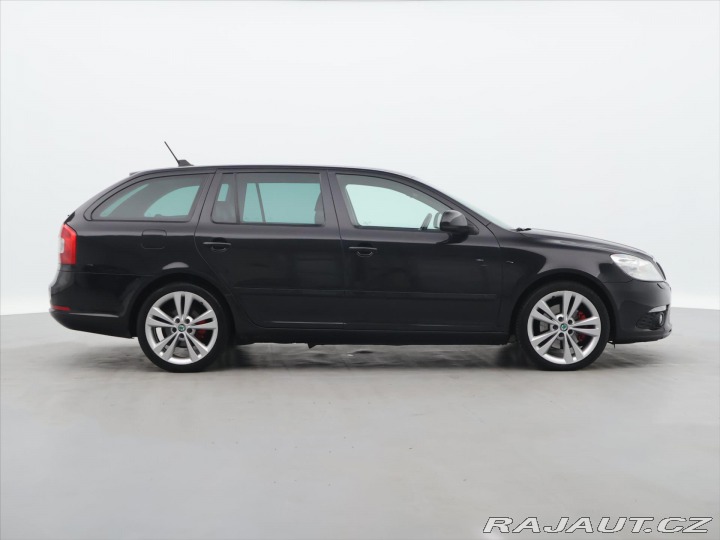 Škoda Octavia 2,0 TDI RS 125kW Xenon Na 2011