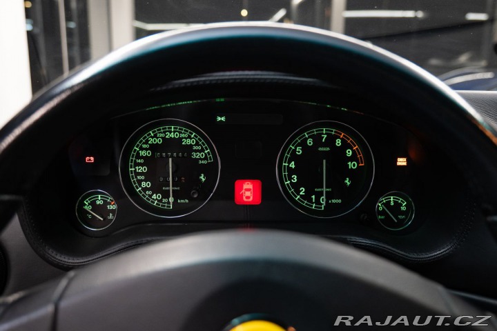 Ferrari Ostatní modely 550 Maranello 2000