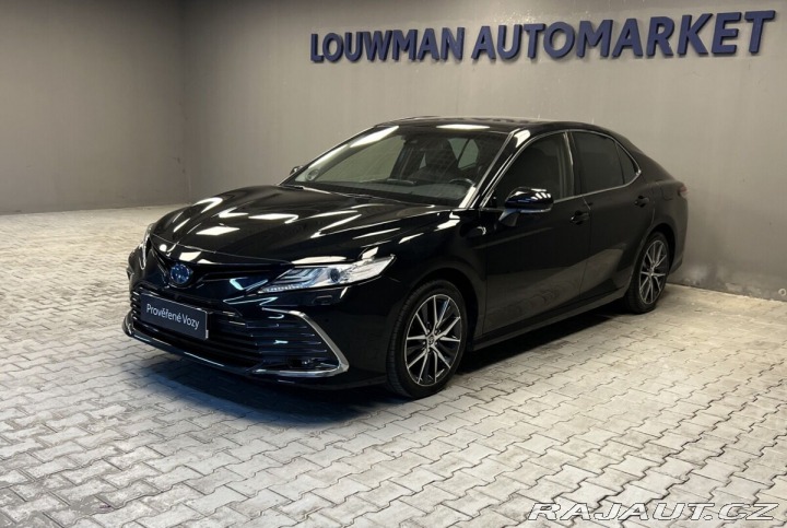 Toyota Camry 2.5 Hybrid AT EXECUTIVE V 2024