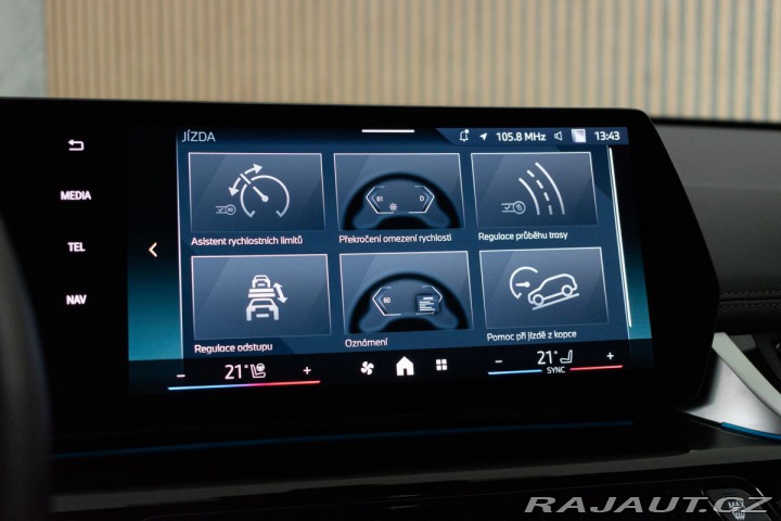 BMW iX1 xDrive30 REZERVACE 2024