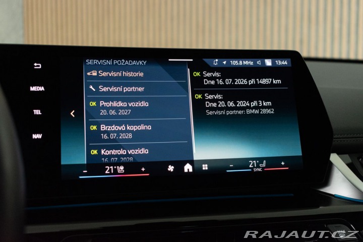 BMW iX1 xDrive30 REZERVACE 2024