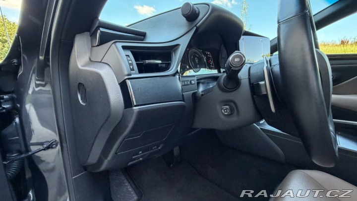 Lexus Ostatní modely ES 300h 300H 2,5 HEV BUSINESS EDI 2025