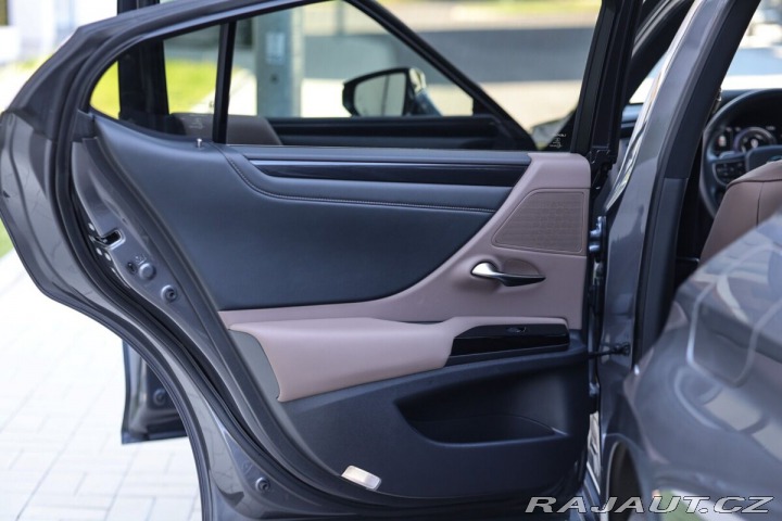 Lexus Ostatní modely ES 300h 300H 2,5 HEV BUSINESS EDI 2025