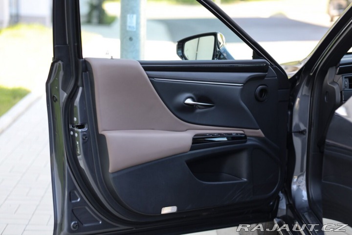 Lexus Ostatní modely ES 300h 300H 2,5 HEV BUSINESS EDI 2025