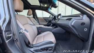 Lexus Ostatní modely ES 300h 300H 2,5 HEV BUSINESS EDI 2025