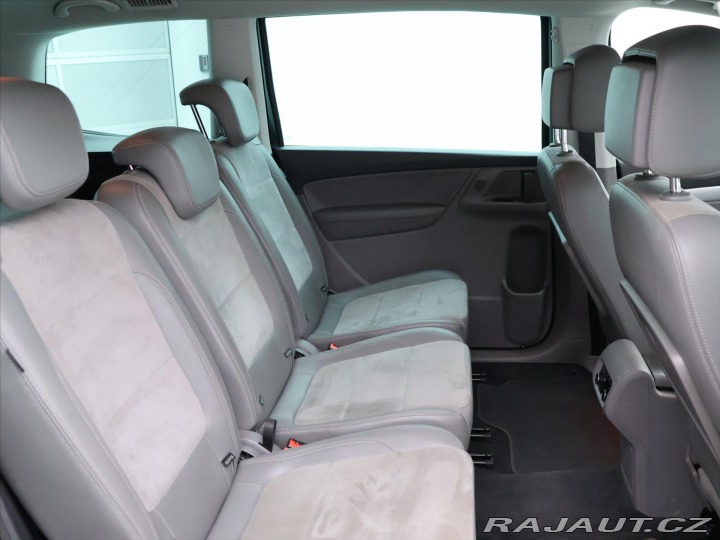 Volkswagen Sharan 2,0 TDI 103kW Highline 7- 2015