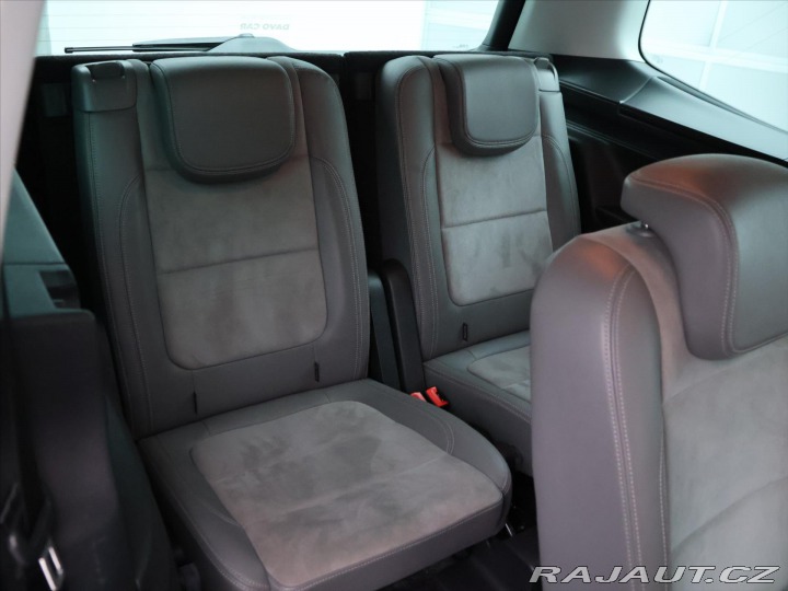 Volkswagen Sharan 2,0 TDI 103kW Highline 7- 2015