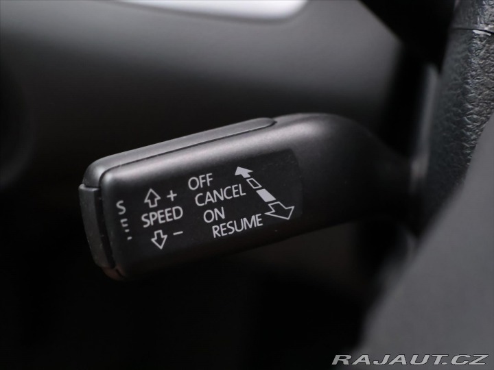 Volkswagen Sharan 2,0 TDI 103kW Highline 7- 2015