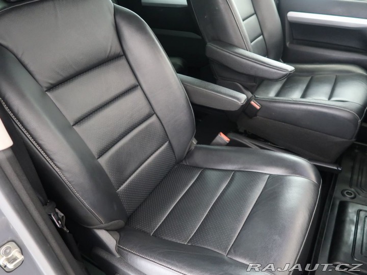 Toyota ProAce Verso 2.0D-4D,L2,7S,VIP,Skyview 2019