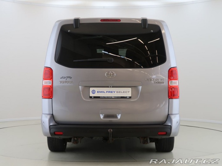 Toyota ProAce Verso 2.0D-4D,L2,7S,VIP,Skyview 2019