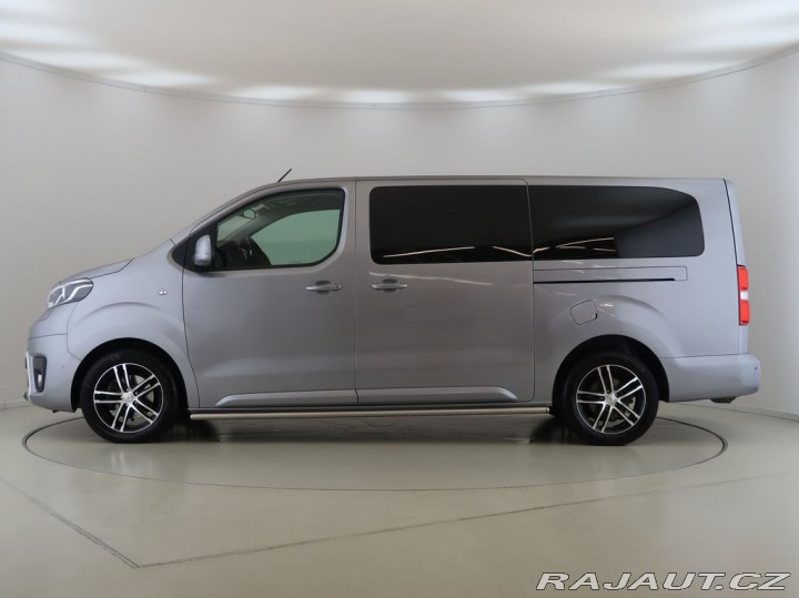 Toyota ProAce Verso 2.0D-4D,L2,7S,VIP,Skyview 2019
