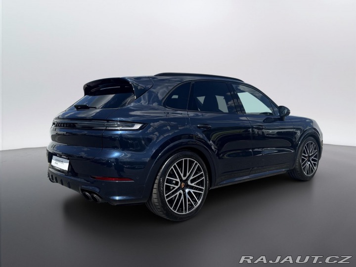 Porsche Cayenne S E-Hybrid 2025