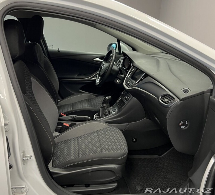 Opel Astra 1.2 ELEGANCE 2020