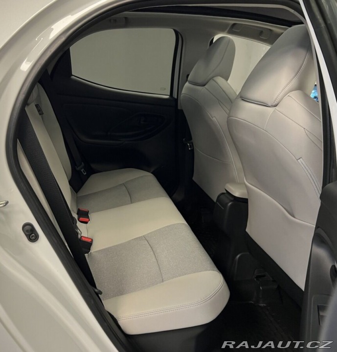 Toyota Yaris 1.5 Hybrid AT EXECUTIVE S 2023