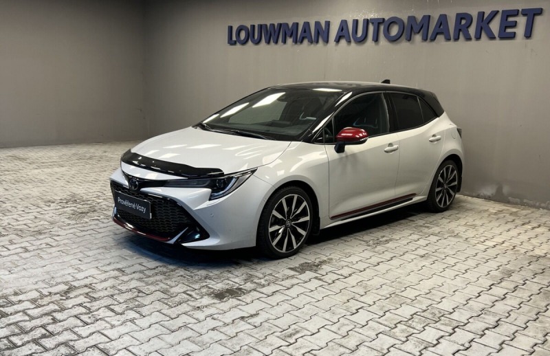 Toyota Corolla 1,8 HYBRID AT GR SPORT