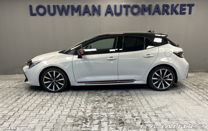 Toyota Corolla 1,8 HYBRID AT GR SPORT 2023