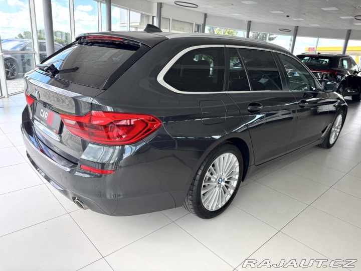 BMW 5 530i xDrive*360Kam*KeyLes 2019
