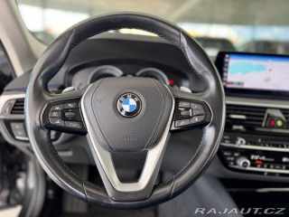 BMW 5 530i xDrive*360Kam*KeyLes 2019