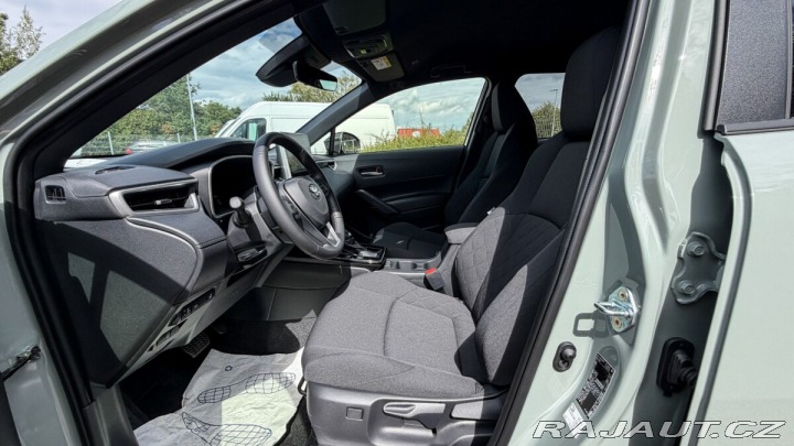 Toyota Corolla Cross 1.8.Hybrid Style skladový 1800