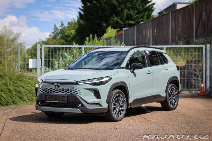 Toyota Corolla Cross 1.8.Hybrid Style skladový 1800