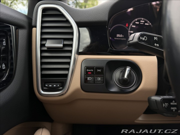 Porsche Cayenne 3.0 V6 Vzduch 2020