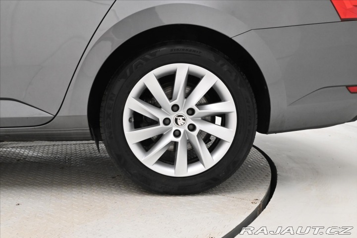 Škoda Superb 2,0 TDI 110 kW DSG TAŽNÉ 2023