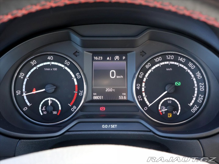 Škoda Octavia 2,0 TSI DSG RS 230 Challe 2016