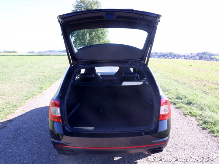 Škoda Octavia 2,0 TSI DSG RS 230 Challe 2016