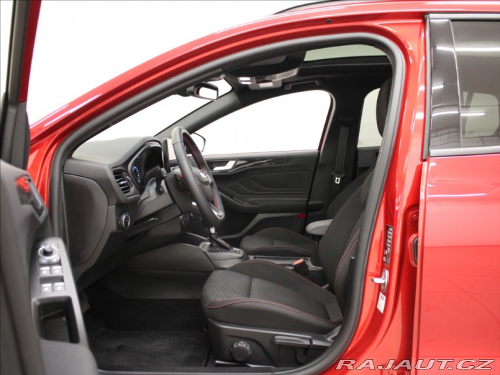 Ford Focus 1,0 EB 115kW ST PANO.Vypr 2023