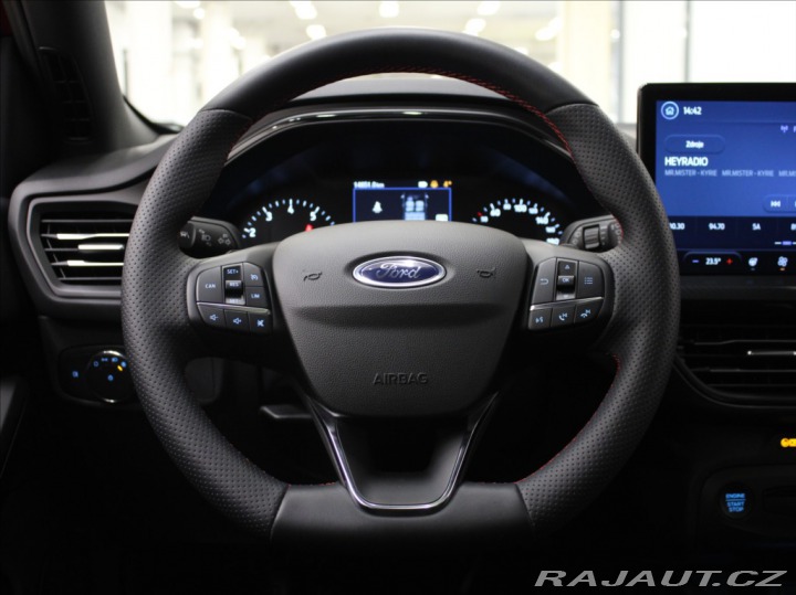 Ford Focus 1,0 EB 115kW ST PANO.Vypr 2023