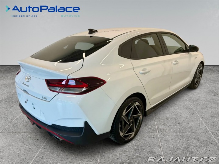 Hyundai i30 1,5 T-GDI GO NLINE! AT 2025