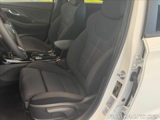 Hyundai i30 1,5 T-GDI GO NLINE! AT 2025