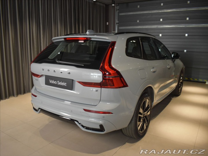 Volvo XC60 2,0 B5 AWD PLUS BLIS,Bezk 2025