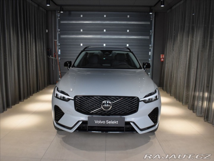 Volvo XC60 2,0 B5 AWD PLUS BLIS,Bezk 2025