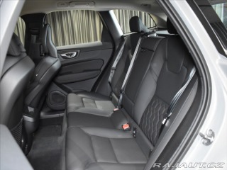 Volvo XC60 2,0 B5 AWD PLUS BLIS,Bezk 2025